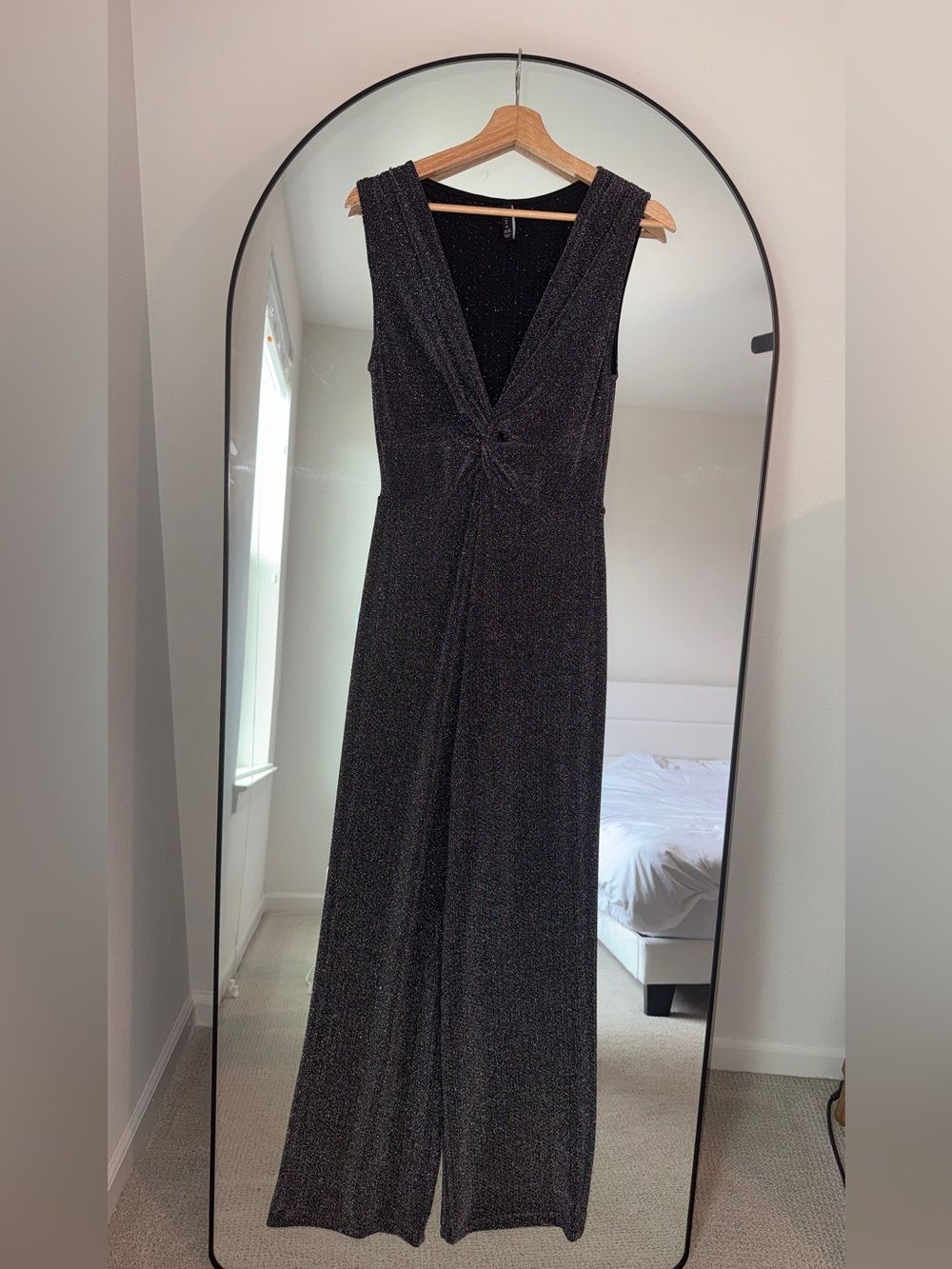 Amisu Black Sparkle One-Shoulder Twist Jumpsuit